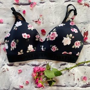 |NWT| VS PINK Wear Everywhere Wireless Lightly Lined Bra